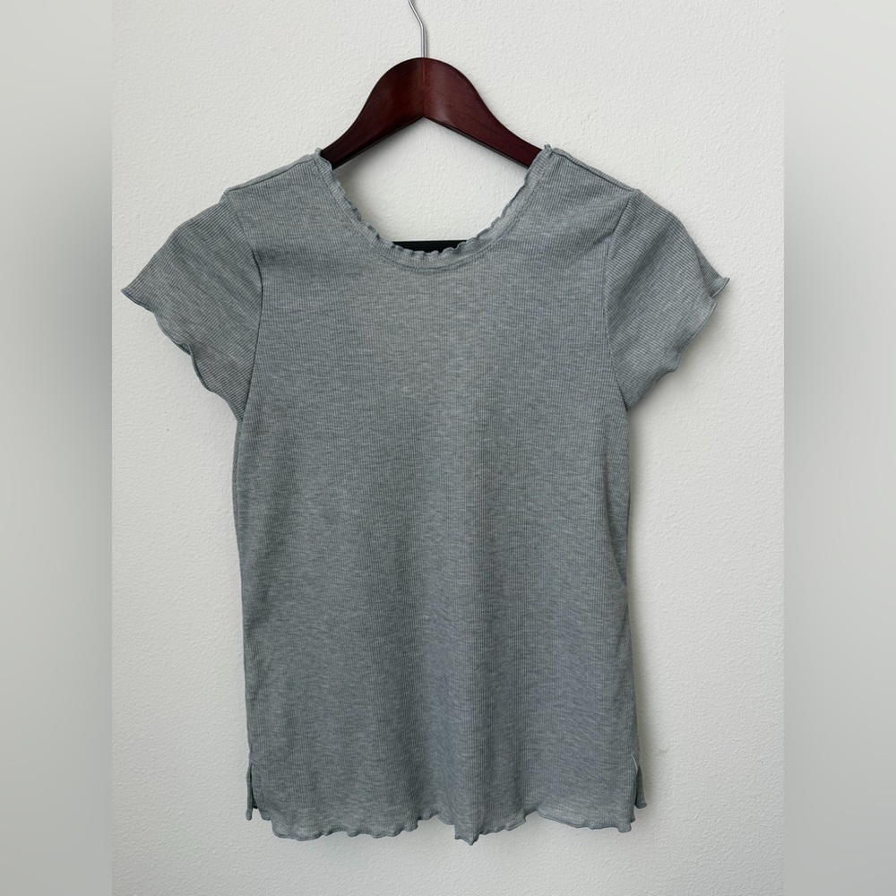 NWT Nike Yoga Dri-FIT Training Scoop Neck Ruffle Tee | Heather Grey | Size XS